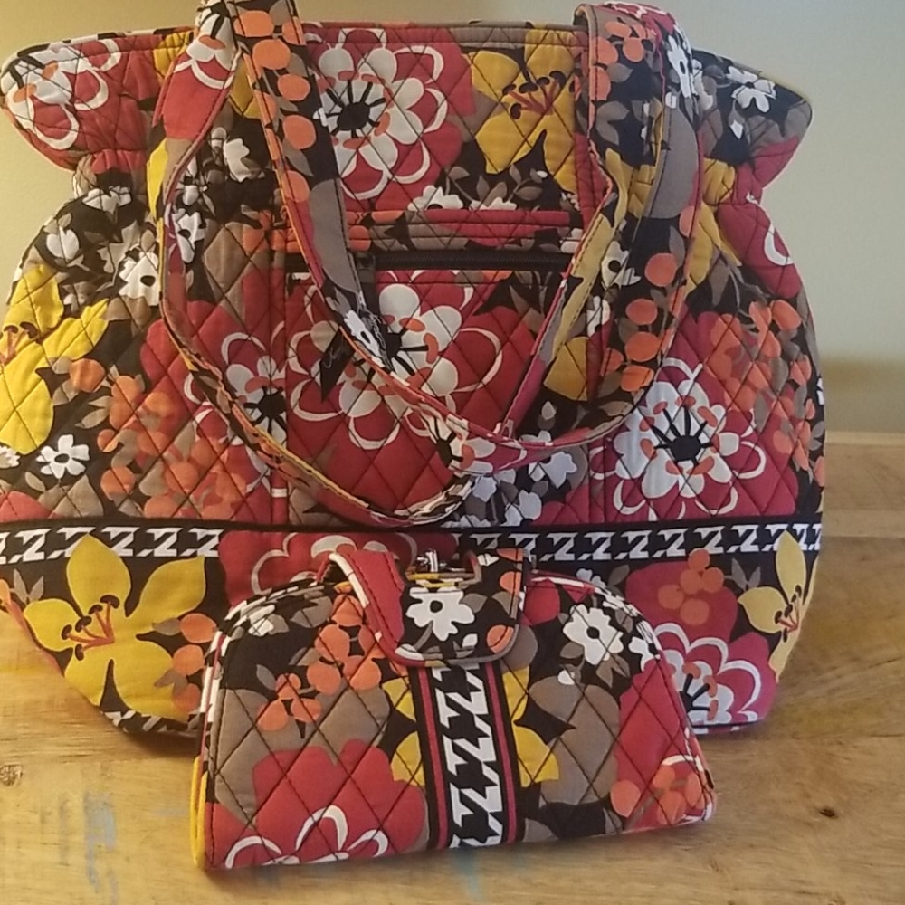 Vera Bradley purse and matching wallet